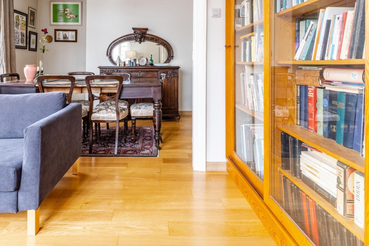 Flat With Balcony And Bosphorus View In Beyoglu Appartement Istanboel Buitenkant foto
